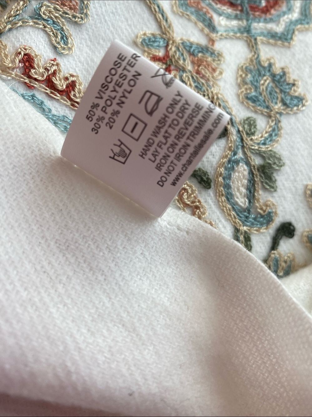 Embroidered Floral White Shawl Wrap - Elegant Scarf - Picture 4 of 9